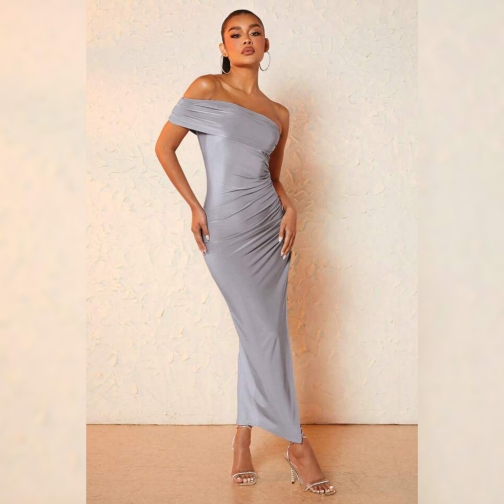 SHEIN BAE Asymmetrical Neck Ruched Side Split Thigh Bodycon Dress